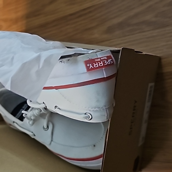 Sperry Crest Boat Shoe - Picture 4 of 8